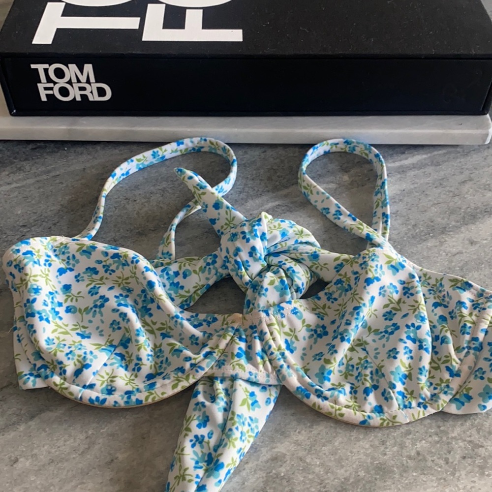 Faithful the Brand floral bikini top XS